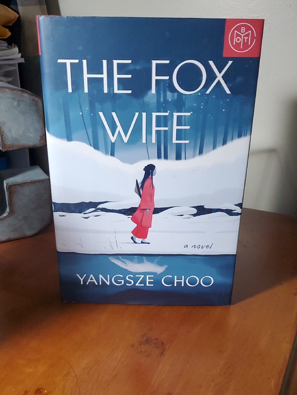 The Fox Wife by Yangsze Choo - Blue & Red Hardcover (11)